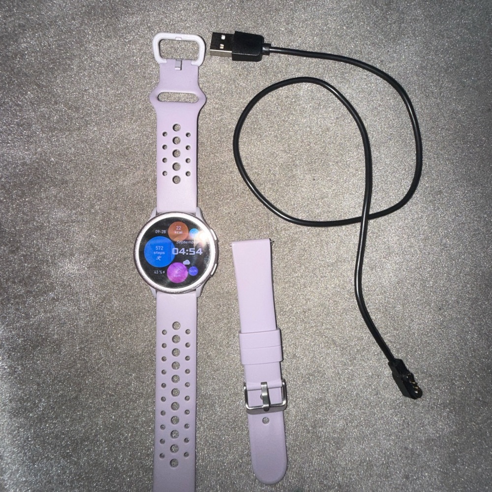 Lavender Smartwatch with Extra Strap - Picture 6 of 11